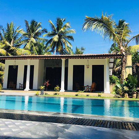 Villa Conch By Om Hikkaduwa Exteriör bild